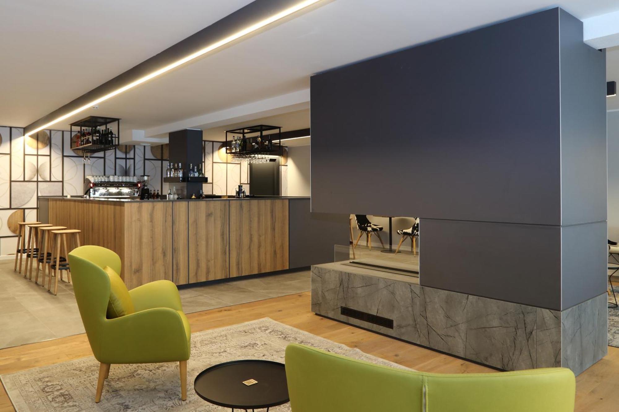 Armon Greenblu Hotel & Wellness 佛加里达 外观 照片