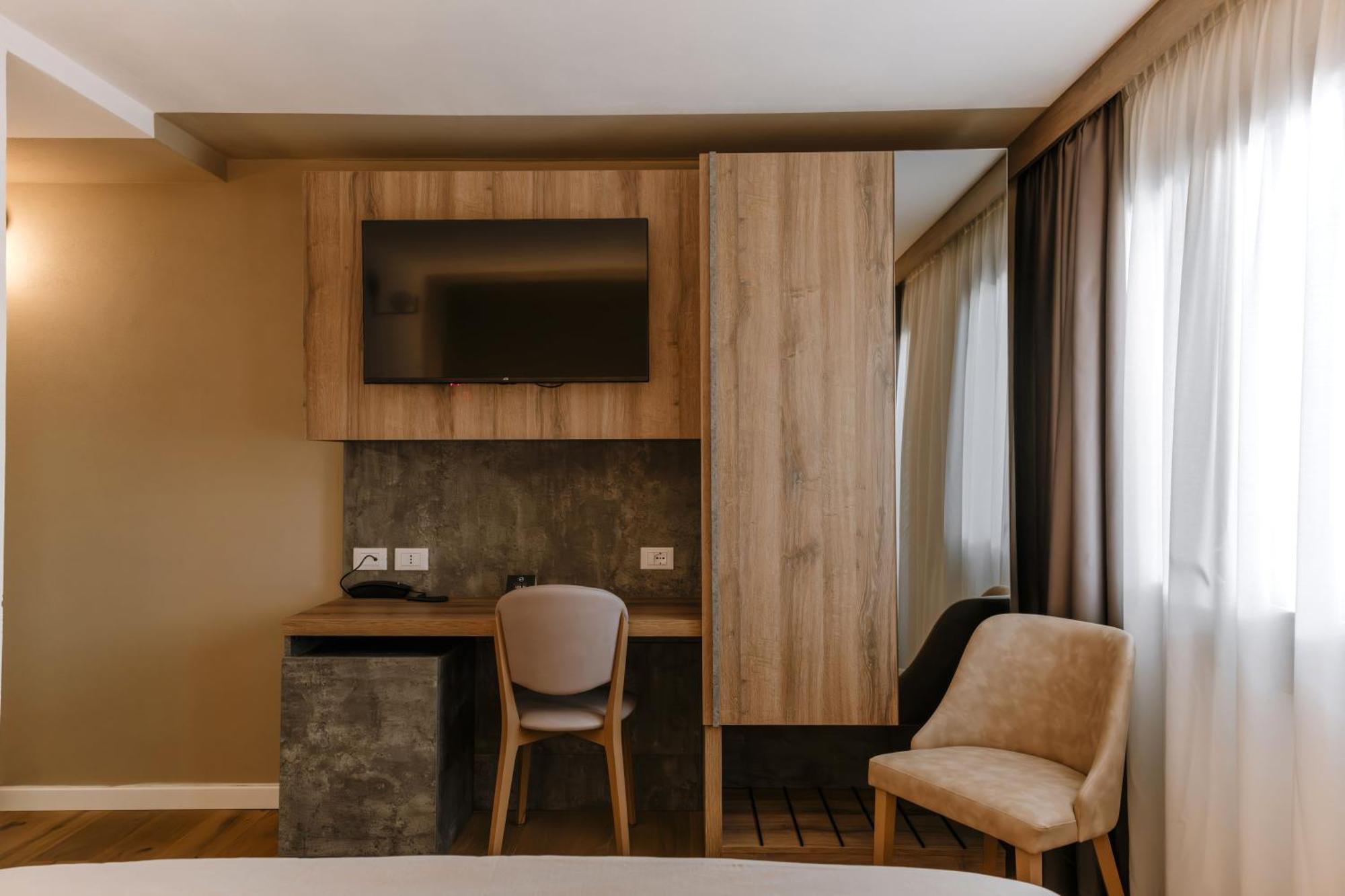 Armon Greenblu Hotel & Wellness 佛加里达 外观 照片